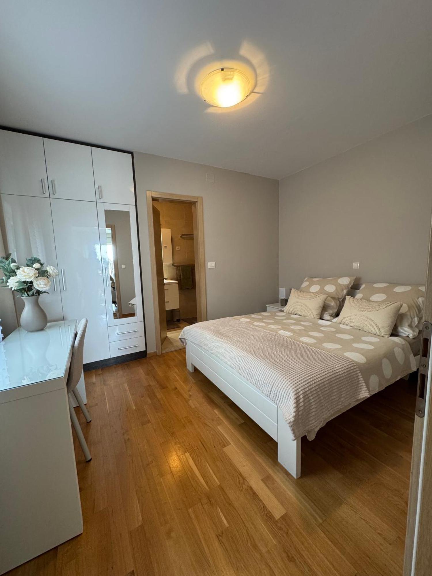 Apartment Tri Sunca Башка-Вода Екстер'єр фото